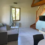 Vakantiehuis Sejour A La Campagne Dans Un Domaine De 4 Boulazac Isle Manoire