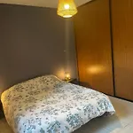Sejour A La Campagne Dans Un Domaine De 4 *