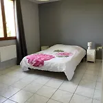 Sejour A La Campagne Dans Un Domaine De 4 Vakantiehuis