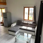Vakantiehuis Sejour A La Campagne Dans Un Domaine De 4 Boulazac Isle Manoire