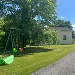 Sejour A La Campagne Dans Un Domaine De 4 * Boulazac Isle Manoire