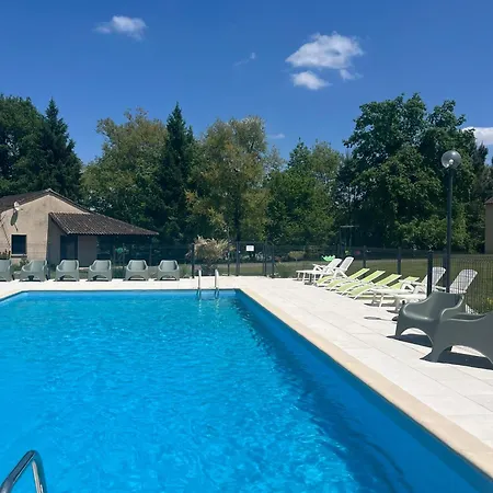 Sejour A La Campagne Dans Un Domaine De 4 Boulazac Isle Manoire