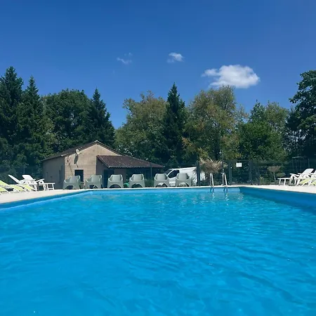 Prázdninový dům Sejour A La Campagne Dans Un Domaine De 4 *