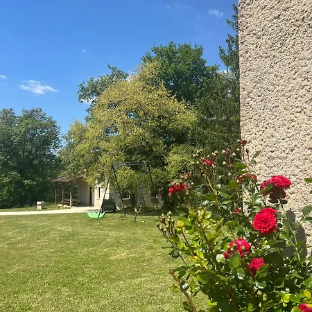 Prázdninový dům Sejour A La Campagne Dans Un Domaine De 4 *