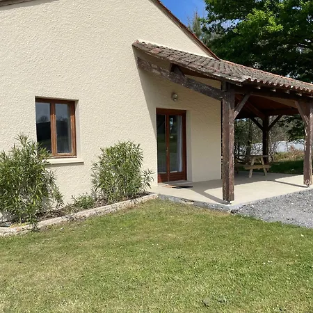 Prázdninový dům Sejour A La Campagne Dans Un Domaine De 4 Boulazac Isle Manoire